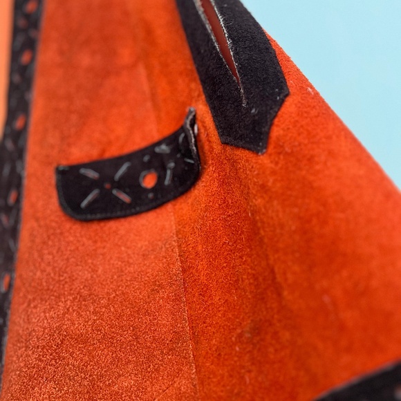 Vintage Tan Suede Cape – Lined – Zip Front – OS - Picture 3 of 9